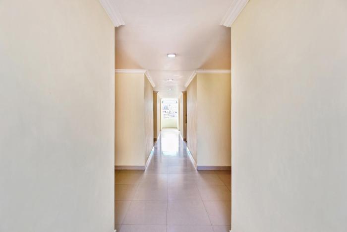 Super Hotel O Golden Hive Madhapur Near Shilparamam