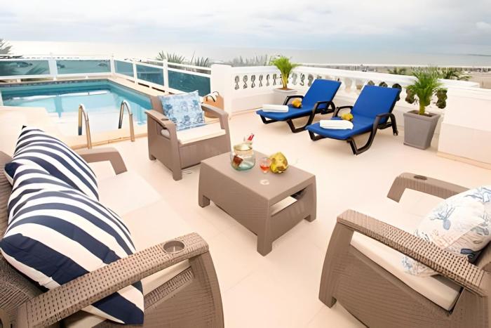 Casa Solarium, Aldaba Selection