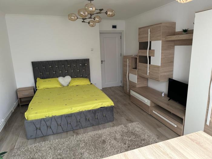 Garsoniera aproape de Promenada Mall