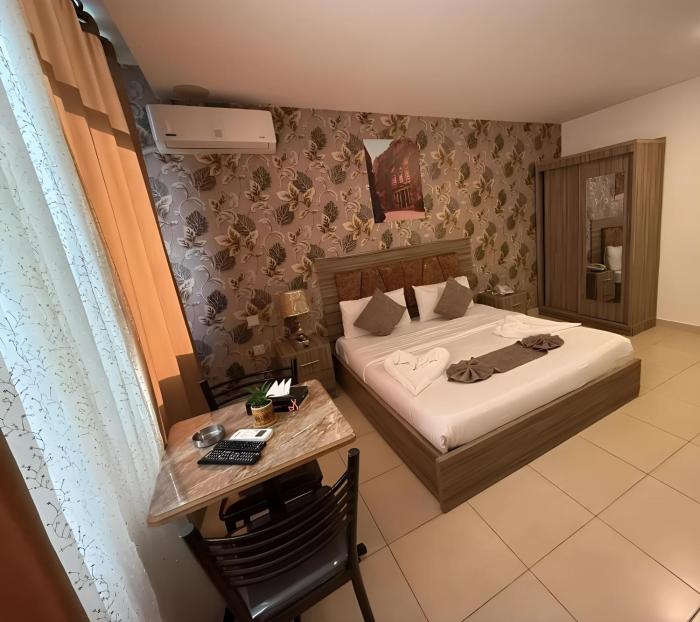 Al-RAYAN HOTEL SUITES