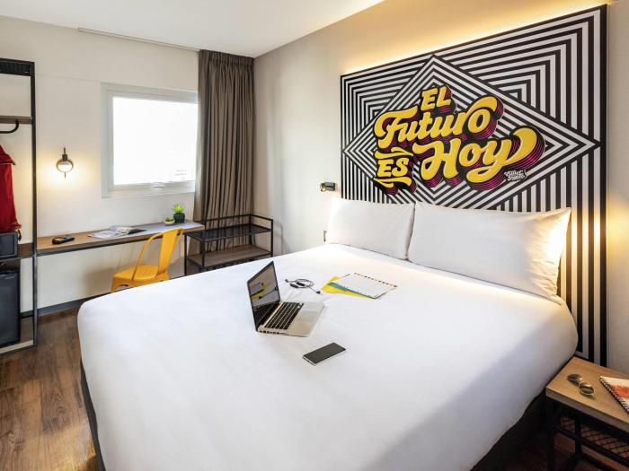 ibis styles Lima San Isidro