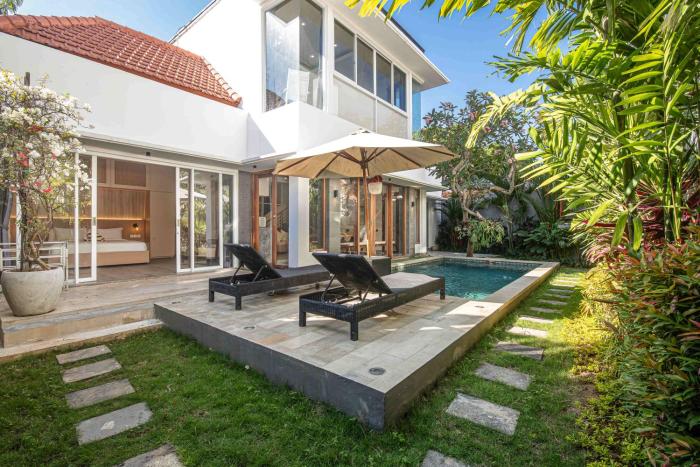 Splendid Villa 3Br Center Seminyak