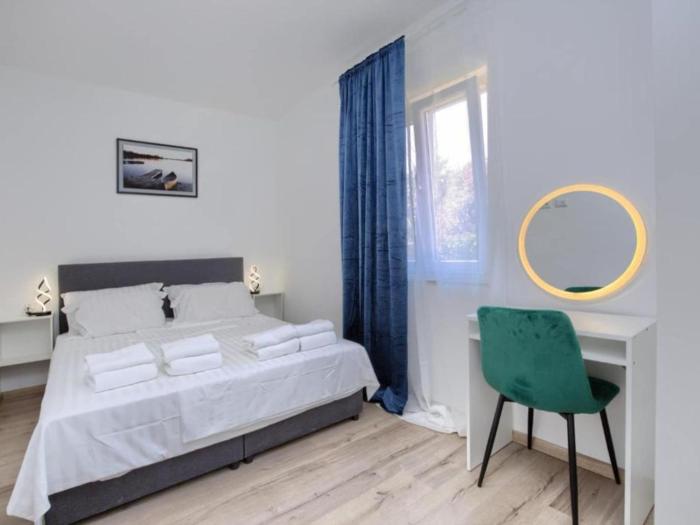 One Bedroom Apartment With Terrace A1