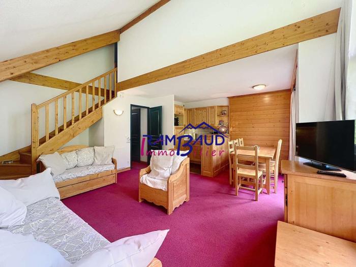 Duplex 3 pièces, 8 couchages, parking inclus - FR-1-854-28