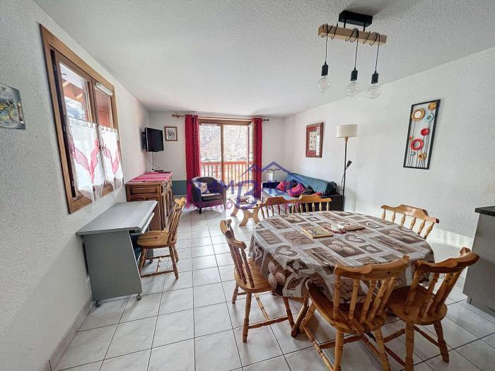 Appartement 3 pièces - 46 pers - Proche pistes - Garage - Wifi - FR-1-854-39