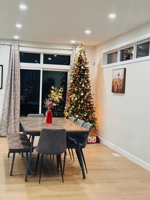 Luxury Home 2 mins drive to Saugeen Shores beach