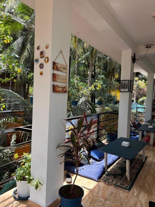 Subha Guest House, Travellers,bagpackers