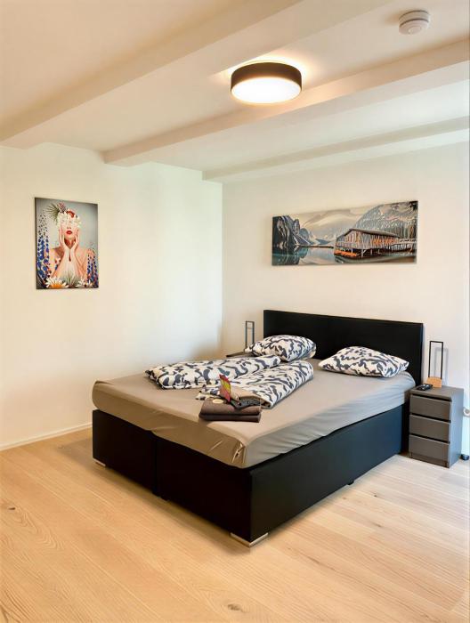 Modern Old Town Studio