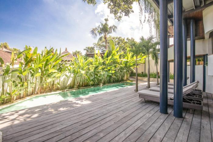 Contemporary 1-BR Loft with Art Deco shared pool