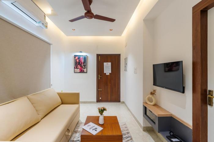 Everest Serenity Service Apartment