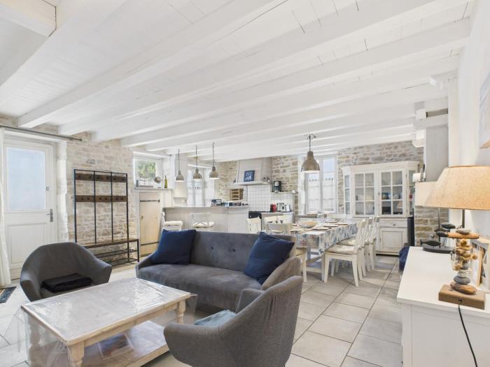 Charmante maison pour 8 à 800 m de la plage