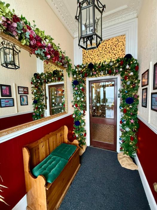 The Angove - Adults Only