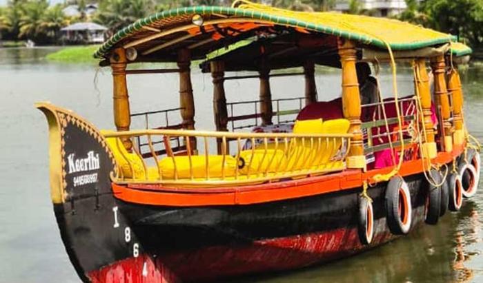 bookshikara-keerthi