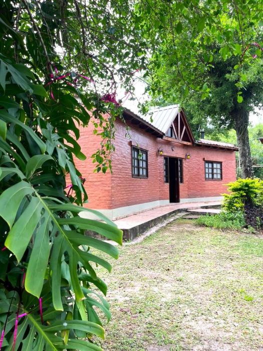 Casa quinta en Paso de la Patria-Corrientes