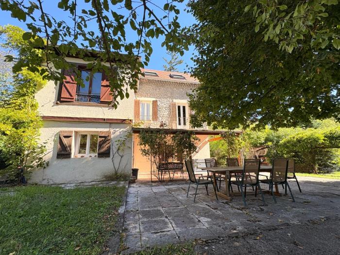 Belle maison, SPA, proche centre-ville