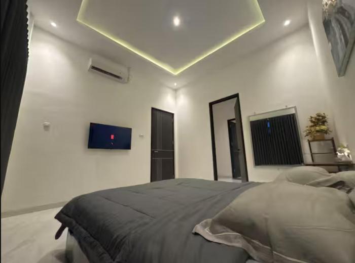 Villa Velare 03 dharmahusada indah galaxy mall