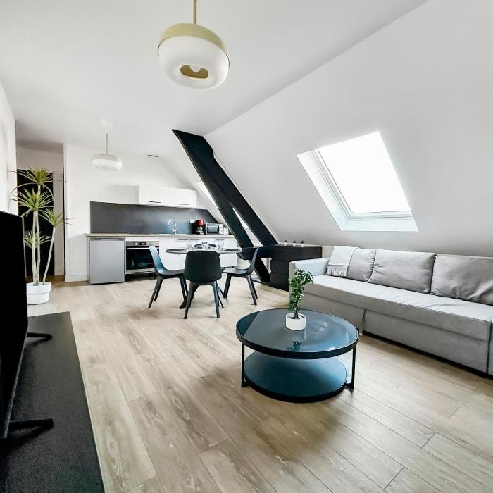 Lumineux T2 Rénové, Fibre, Calme et Hyper-Centre