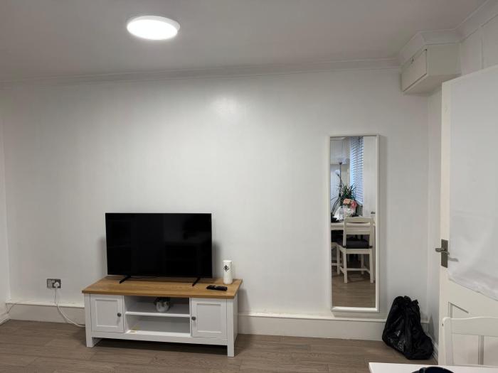 Entire Flat In Camden