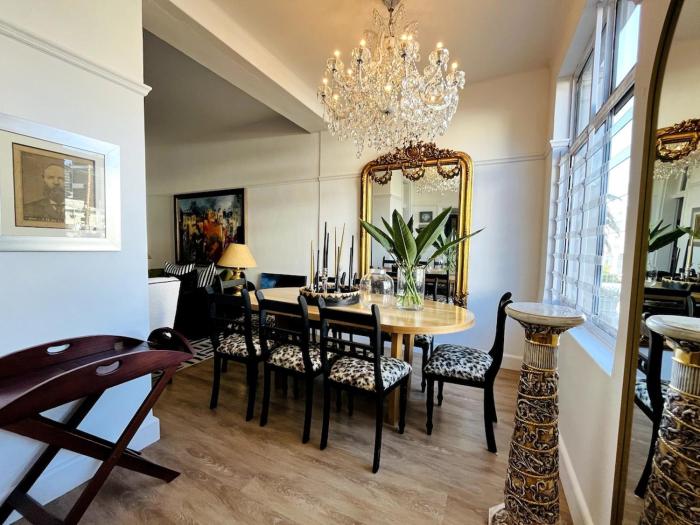 Luxurious Bantry Bay Stay