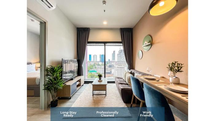 Near BTS l Fully Furnished l Pool and Gym l Sontana