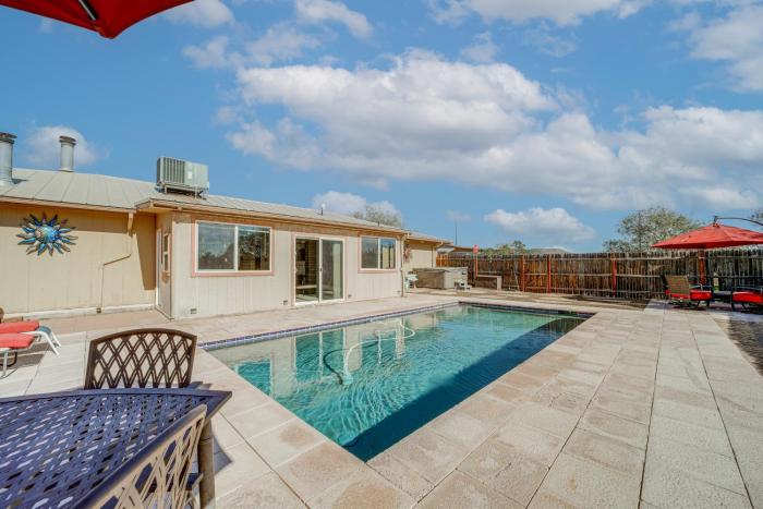 The Chillville in Cornville - Saltwater Pool!