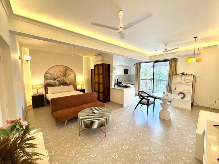 Candolim Beach Studio Apartment with Pool WiFi Balcony and Kitchenette