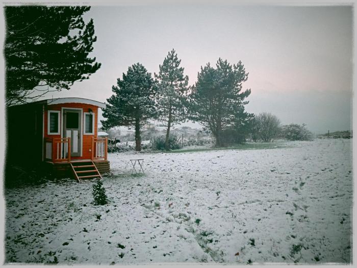 Roulotte avec vue sur la mer, proche dEtretat