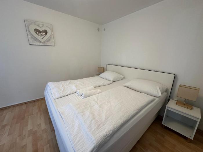 Centrally located apartment with great connections