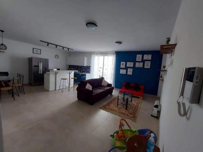 Central modern apartment