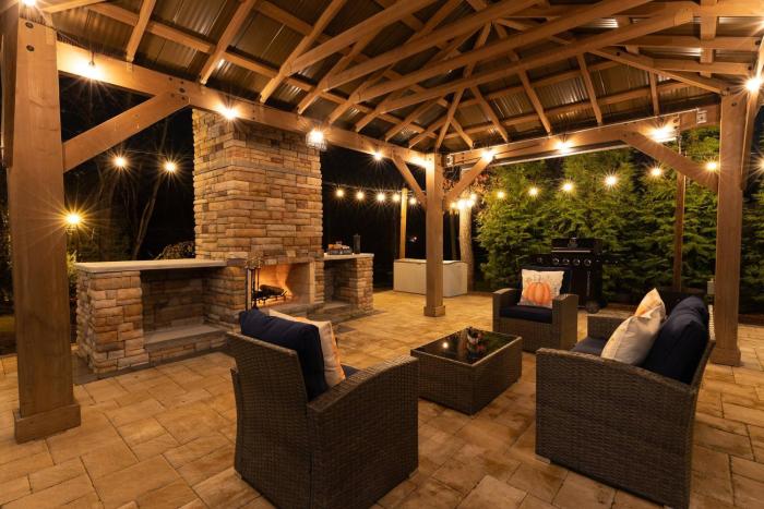 Harpers Ferry, Patio with Hot Tub & Fireplace