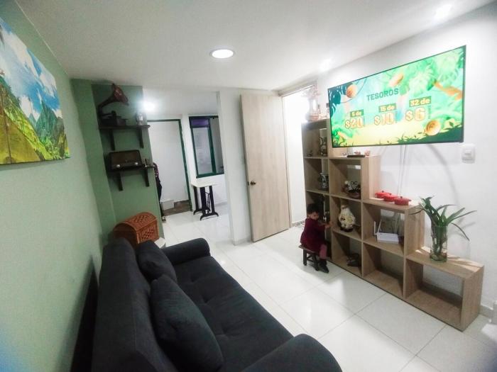 Private Balcony, Close to Downtown and Nature 201