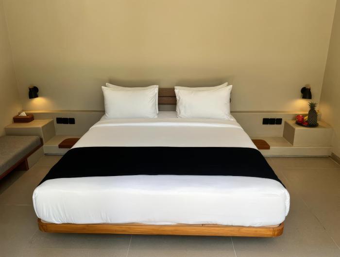 Villa Jams - Mediterranean 3BR Retreat in Canggu, walk to the beach