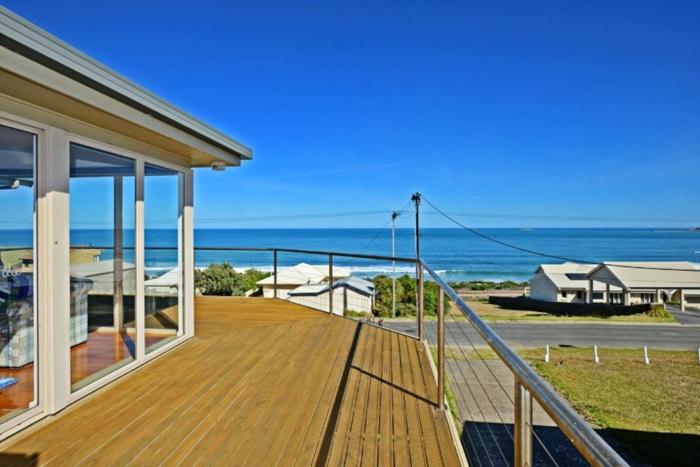 88 Seagull Ave - Ocean Views - Family - Linen Included