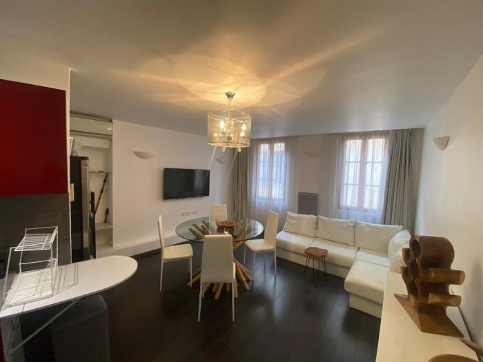 Two-room apartment in Grasse