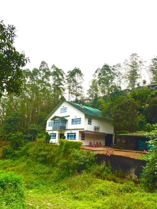 viswaroophillstay