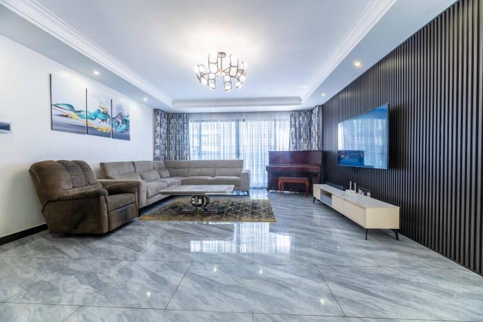 Silver Oak Residence