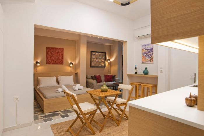 Alex Guesthouse Stylish Studio near the Sea