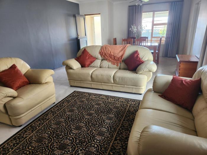 Home in Somerset Ridge