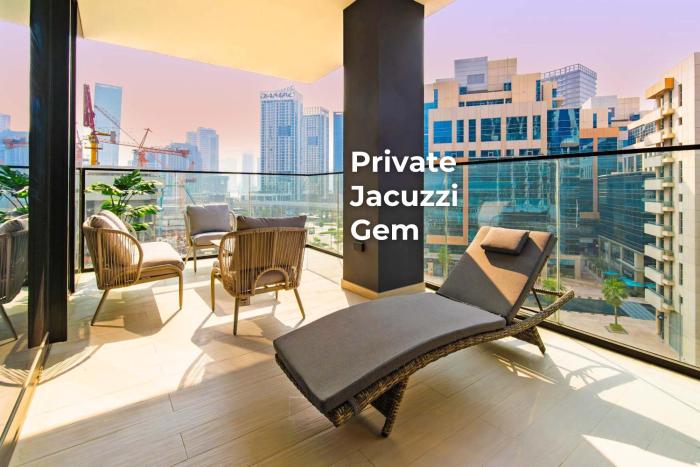 SettlerHomes - Elite 2BR With Private Jacuzzi Oasis