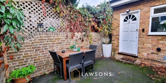 Windsor 1BR Gem with Free Parking