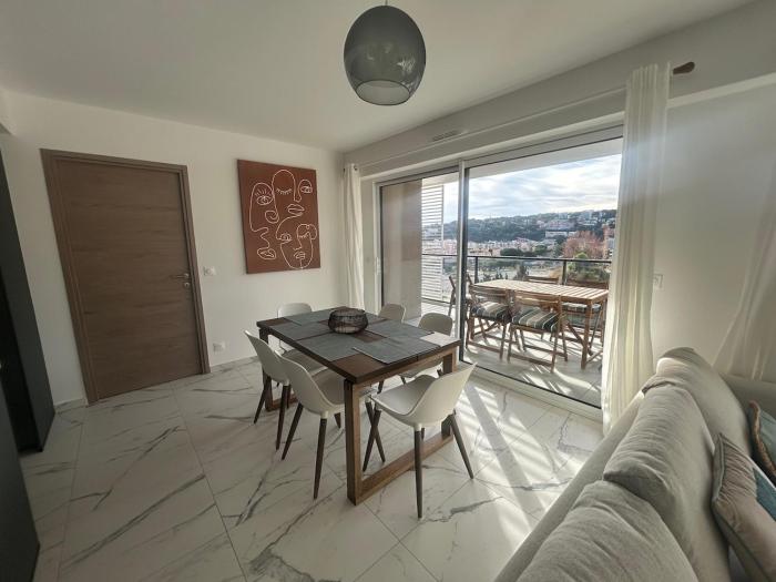 Kosmic 702 By Avecoeur