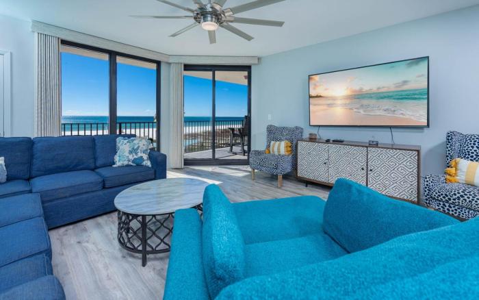 Phoenix X 213 condo