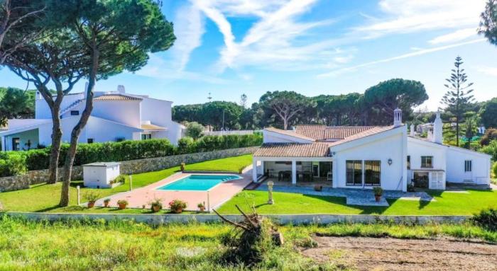 Wonderful pool villa beach Vilamoura Quarteira