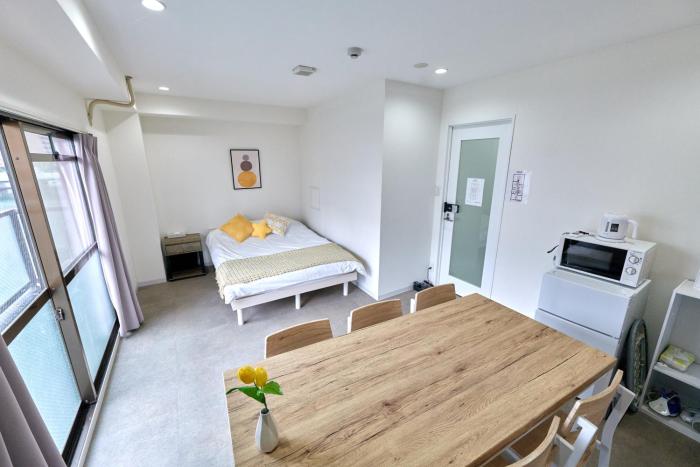 XS28 XROSS STAY Namba11 難波