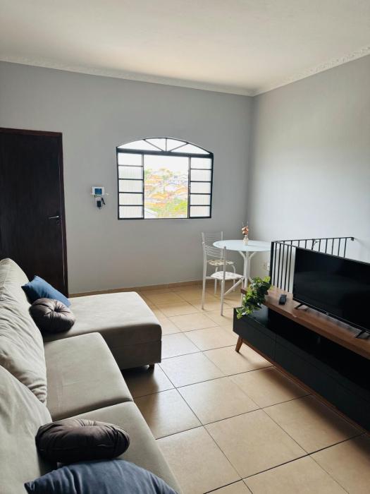 Casa próxima ao centro a 3 min de carro