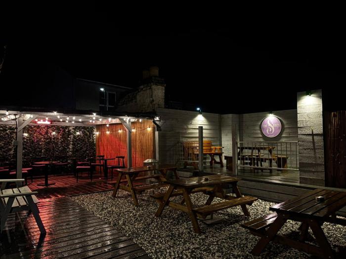 The Cassillis Hotel - Smart Self Check-in Hotel & Bar