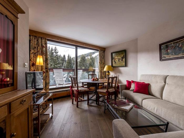 Courchevel 1850 Appartement rénové avec vue et Wifi - FR-1-575-71