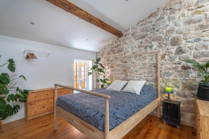 Charming Atypical Cottage