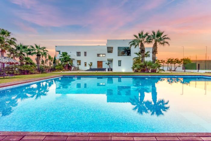 Events # Private Villa # Jacuzzi # Pets # BBQ # Piano