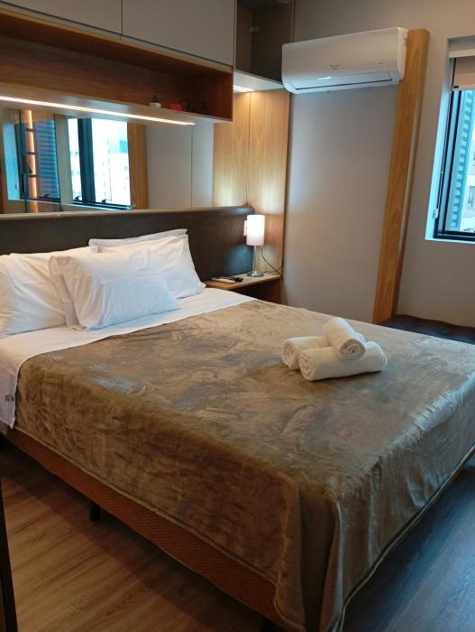 Apart confort ao lado da Av Paulista com estacionamento